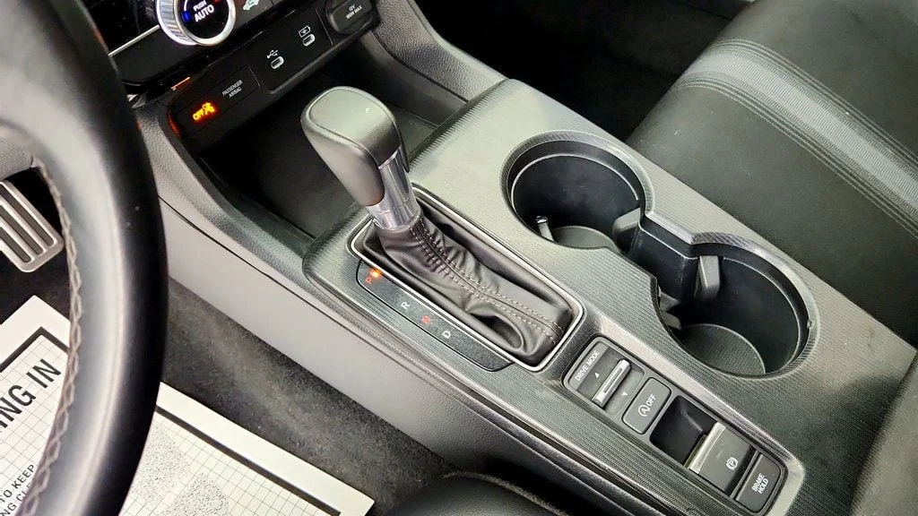 Used 2025 Platinum White Pearl Honda Sport CVT image 15