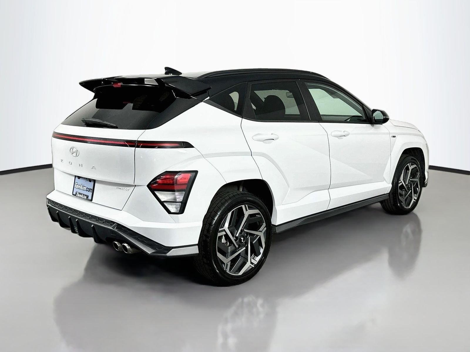 Used 2024 Atlast White w/Black Roof Hyundai N Line image 8