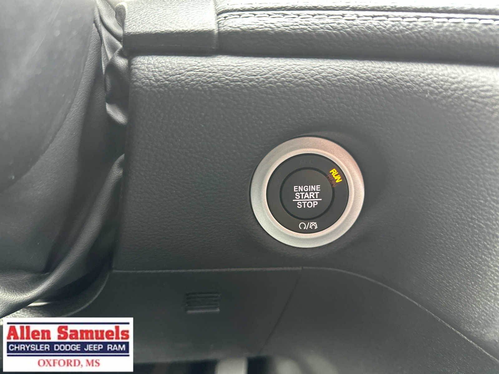 2026 Chrysler Pacifica Select - Photo 20