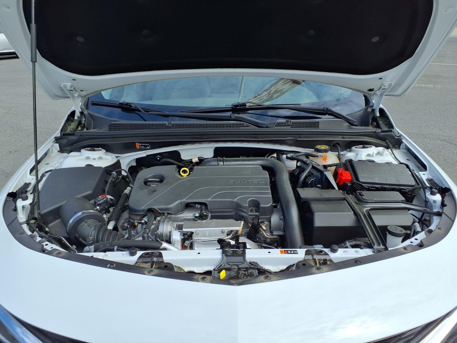 Used 2022 Summit White Chevrolet LT image 30