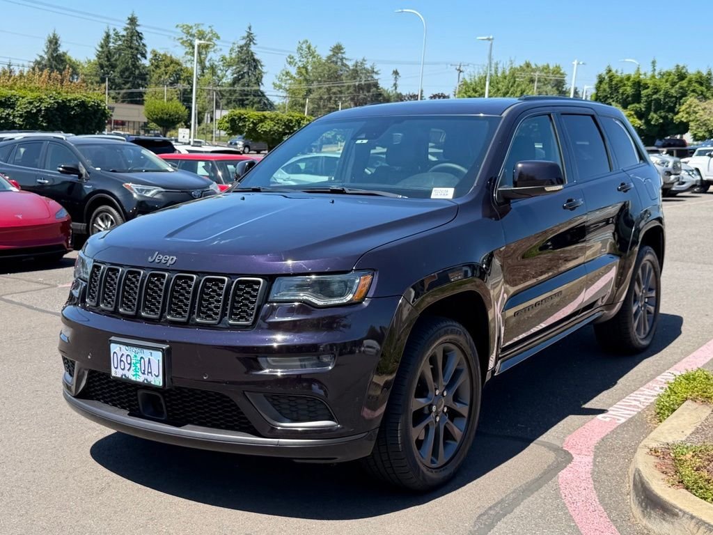 Used 2018 Sangria Metallic Clearcoat Jeep Overland image 15