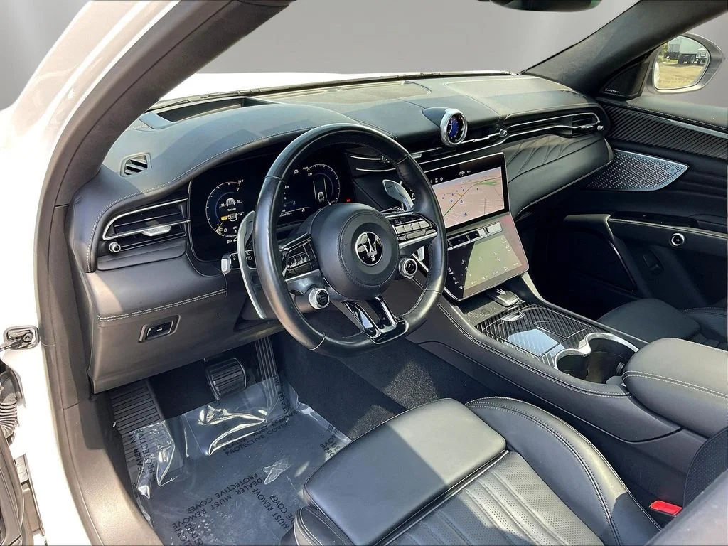 Used 2023 Bianco Maserati Modena image 17