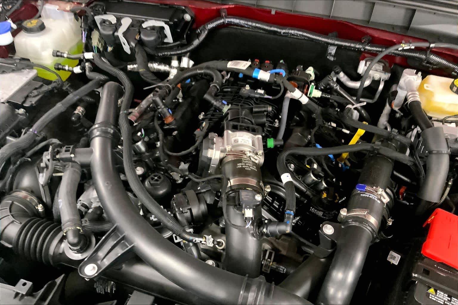 New 2026 Ruby Red Metallic Tinted Clearcoat Ford Outer Banks® image 16
