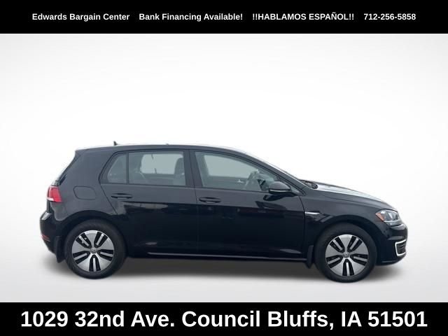 Used 2019 Volkswagen e-Golf e-Golf SE with VIN WVWKR7AU8KW911475 for sale in Council Bluffs, IA