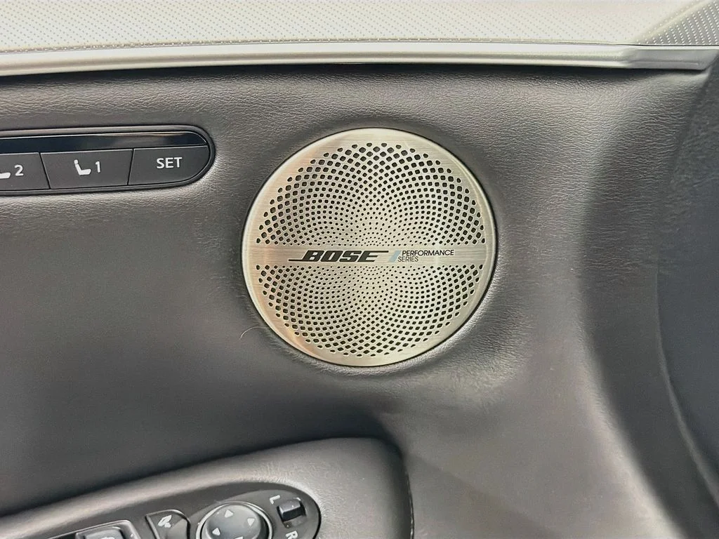 Used 2022 White INFINITI ESSENTIAL image 19