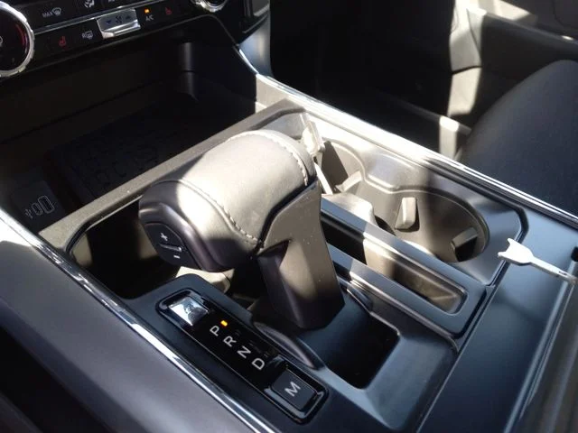 New 2026 Carbonized Gray Metallic Ford XLT image 18