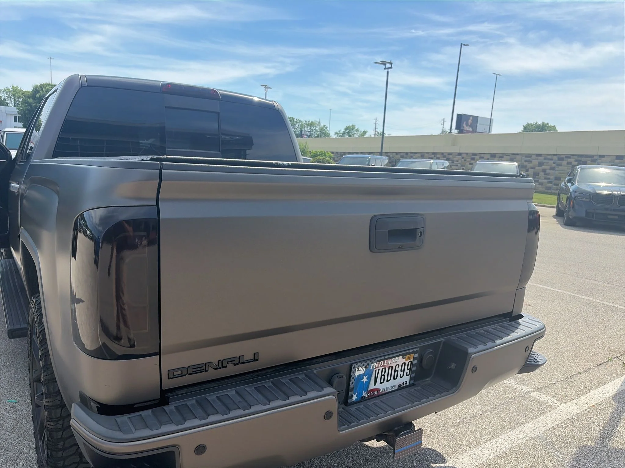 Used 2016 Black GMC Denali image 8