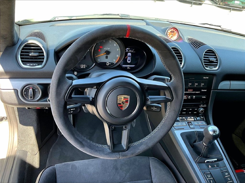 Used 2020 White Porsche GT4 image 15