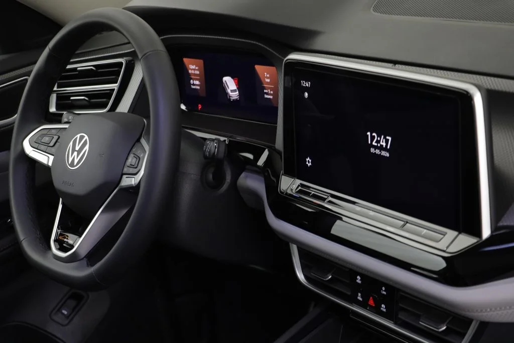 New 2026 Opal White Volkswagen Peak Edition image 21