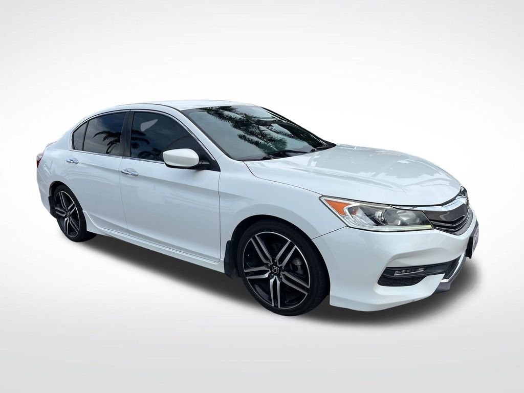 Used 2016 White Honda Sport image 7