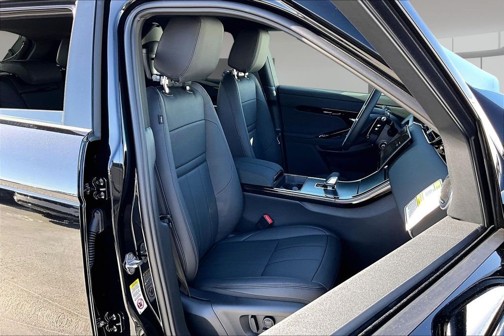 New 2026 SANTORINI BLACK Land Rover S image 11