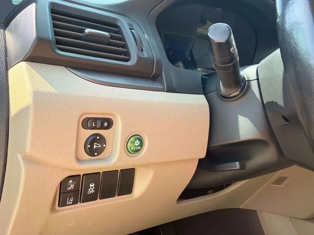 Used 2019 Red Honda EX-L image 32