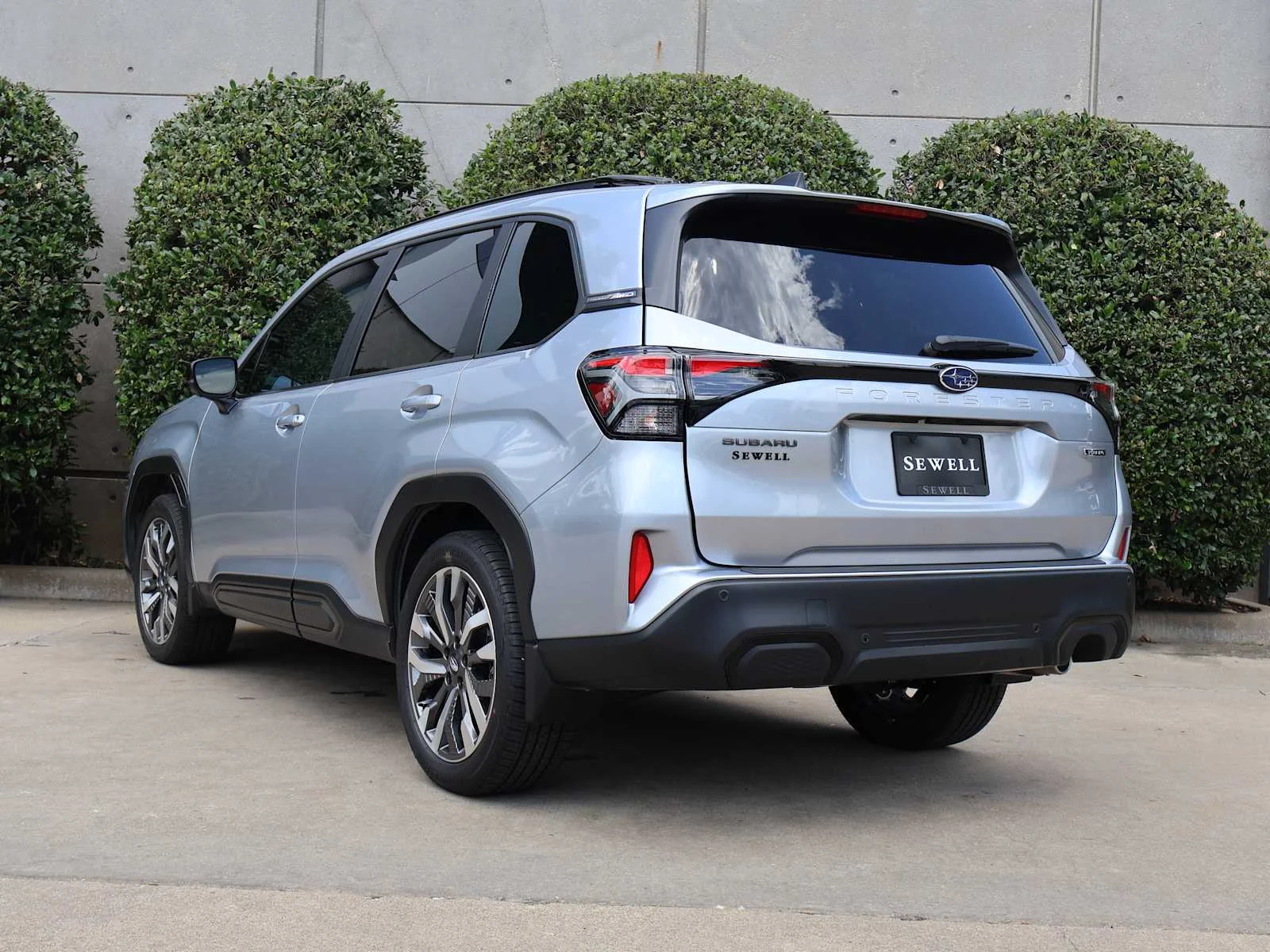 Certified Used 2026 Ice Silver Metallic Subaru Touring image 8