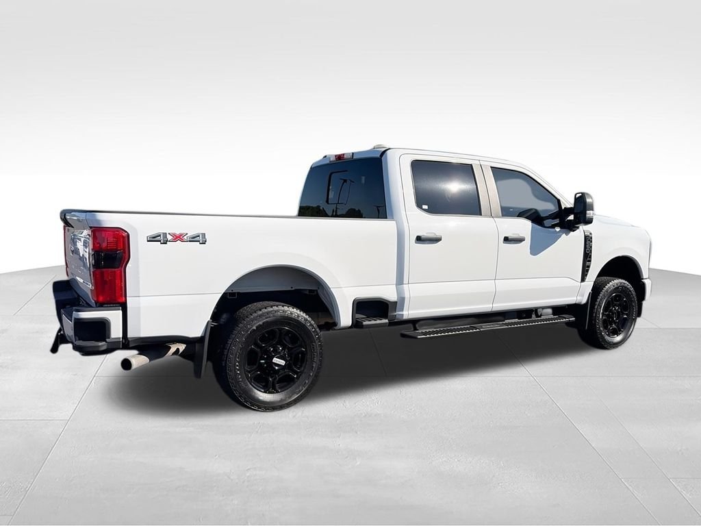 Used 2024 White Ford XL image 8