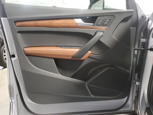 2022 Audi Q5 Premium - Photo 13
