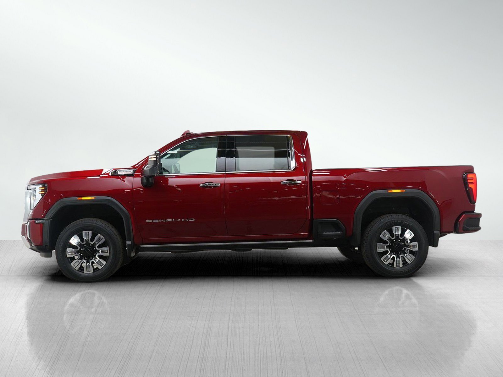 Used 2024 GMC Sierra 3500HD Denali with VIN 1GT49WEY3RF184837 for sale in Roseville, Minnesota