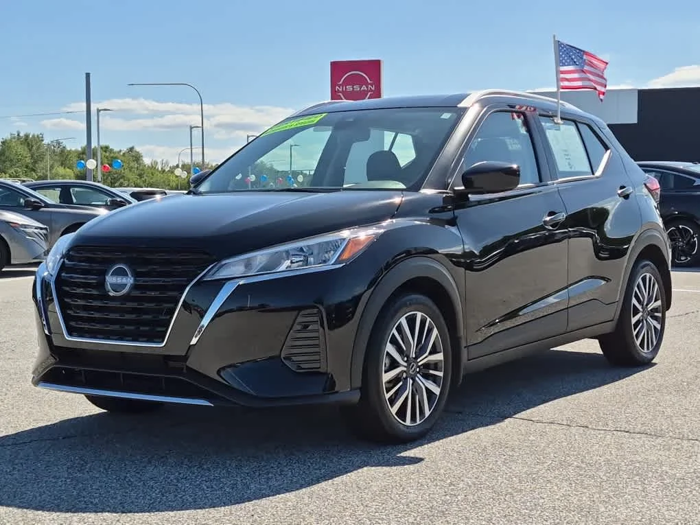 2023 Nissan Kicks SV