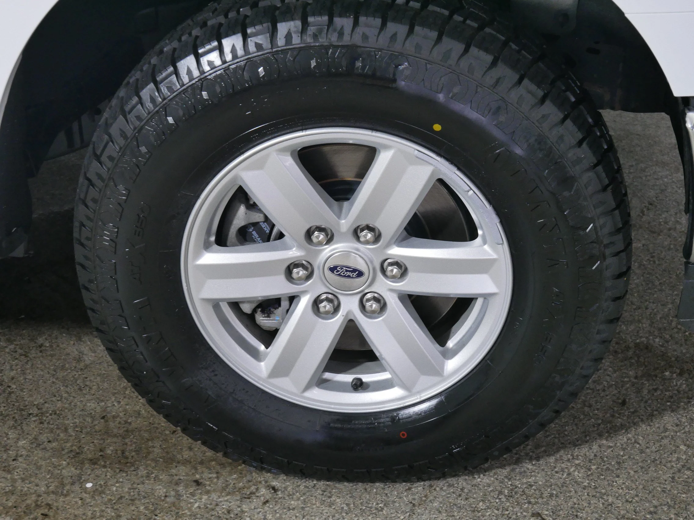 Used 2022 Space White Metallic Ford XLT image 15