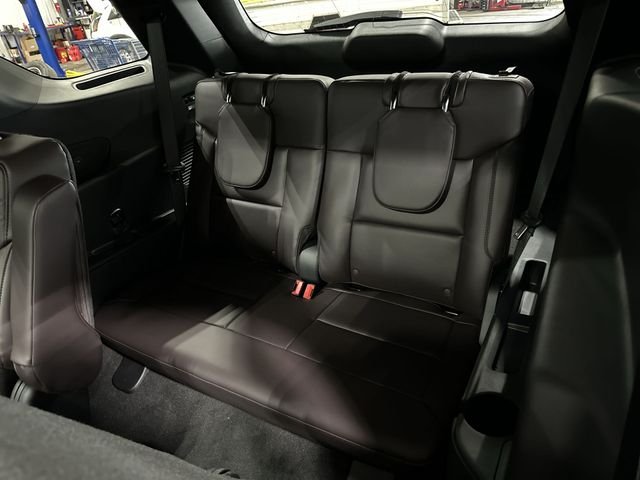 New 2026 Agate Black Metallic Ford Platinum™ image 30