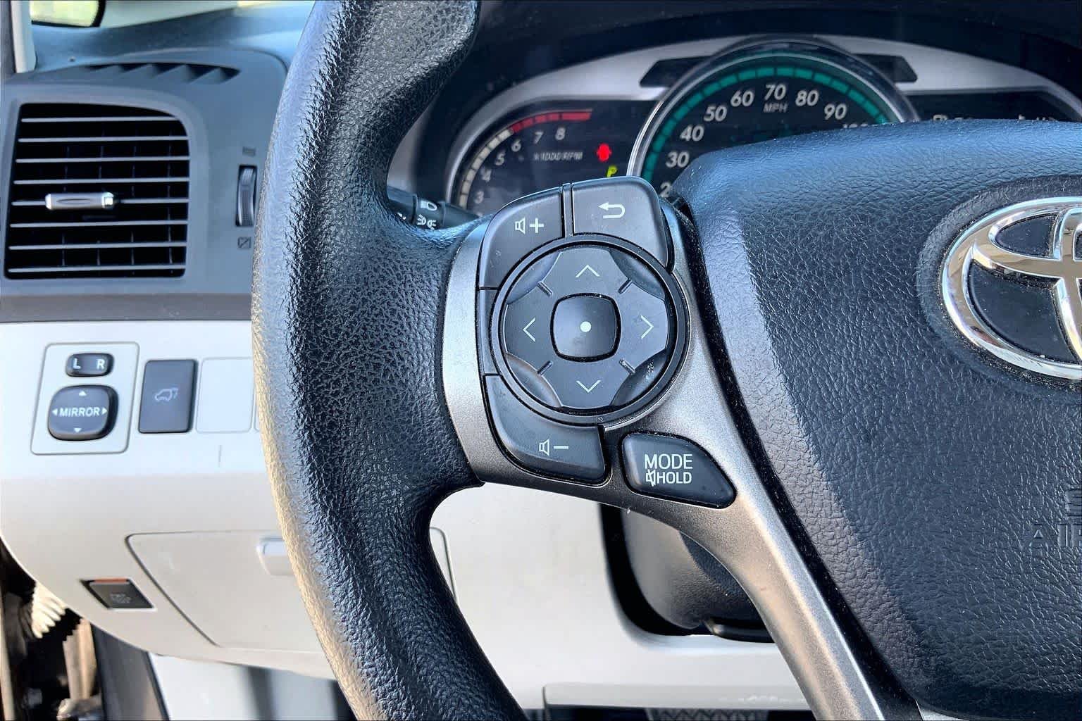 Used 2013 Magnetic Gray Metallic Toyota LE image 23
