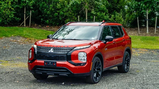 2025 Mitsubishi Outlander PHEV 