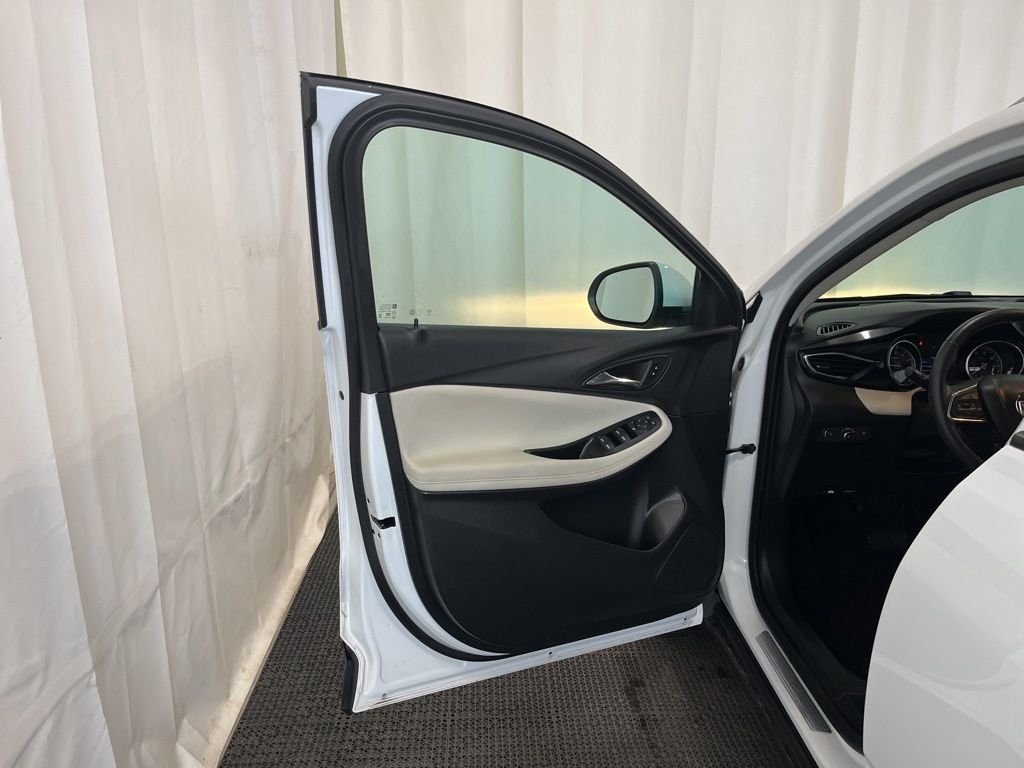 Used 2023 White Buick Select image 17