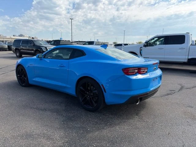 2023 Chevrolet Camaro LT1 - Photo 5