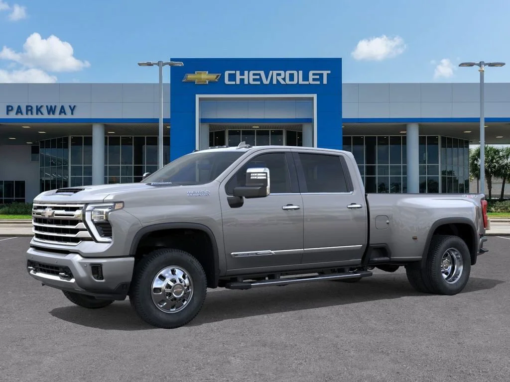 2026 Chevrolet Silverado 3500 HD High Country - Photo 2