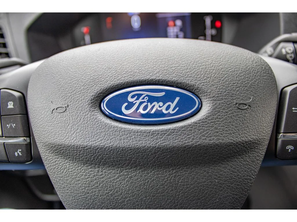 New 2026 OXFORD WHITE Ford XLT image 41