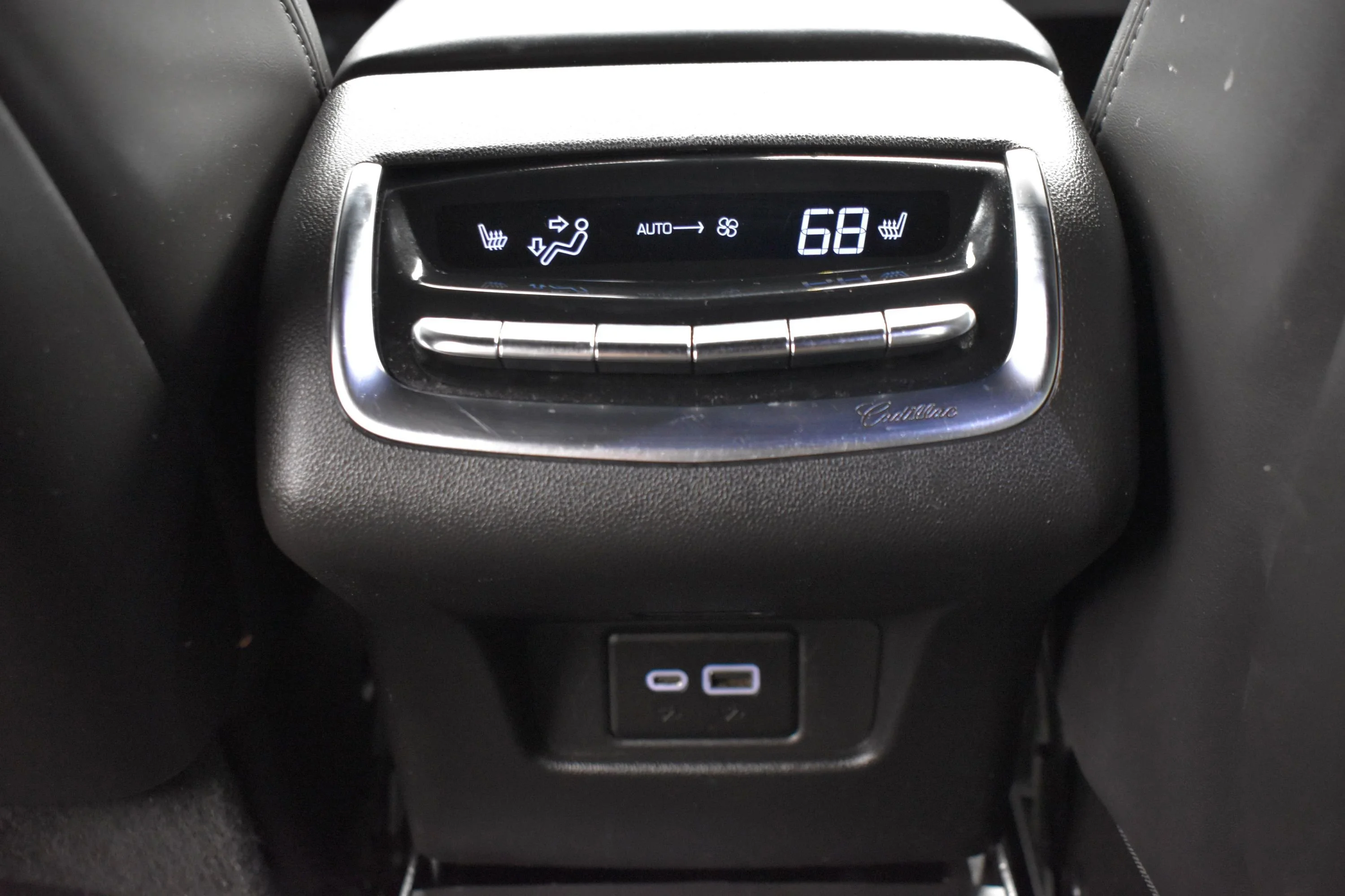 Used 2021 Dark Moon Blue Metallic Cadillac Premium Luxury image 15