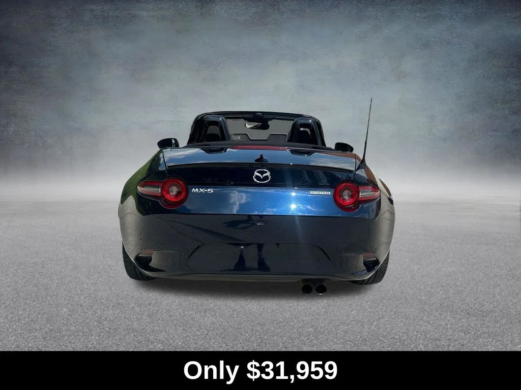 Used 2025 Blue Mazda Club image 4