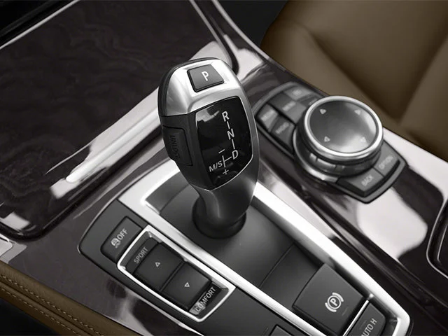 Used 2014 Dark Graphite BMW 535i xDrive image 10
