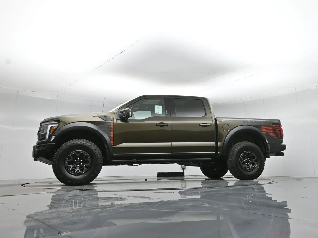 New 2026 Shelter Green Ford Raptor image 54