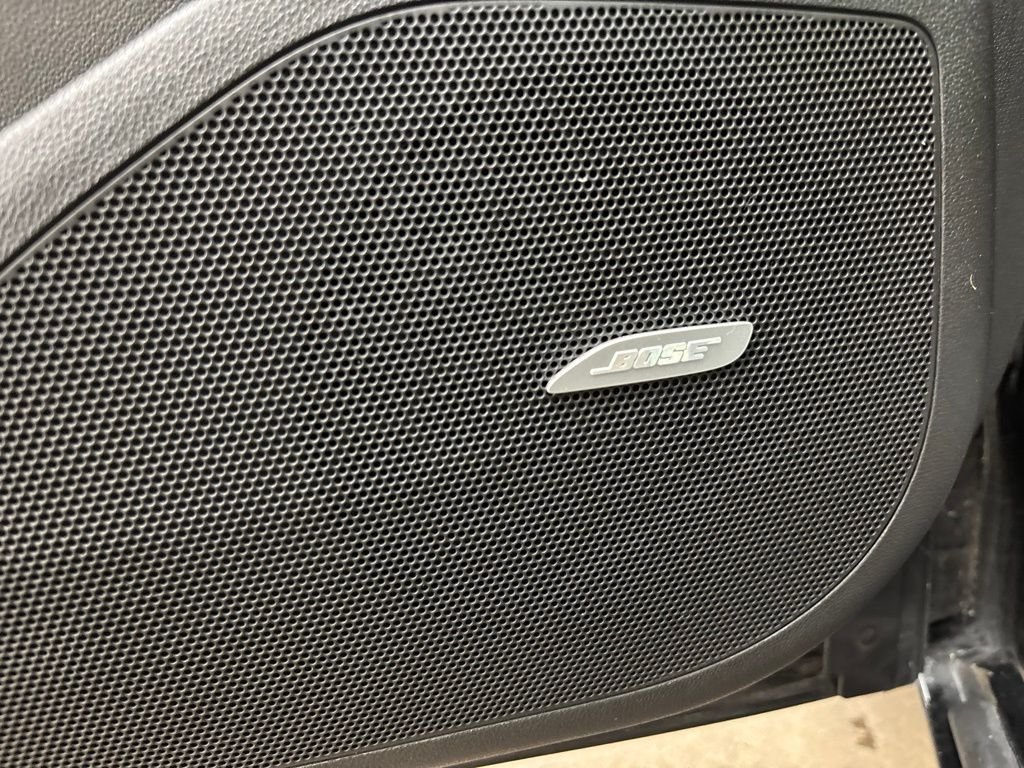 Used 2018 Black Buick Essence image 21