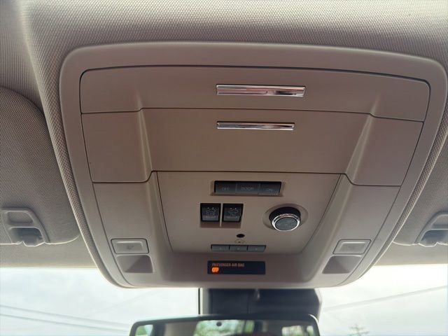 2019 Chevrolet Suburban Premier - Photo 24