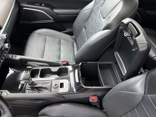 Used 2021  Kia SX image 23