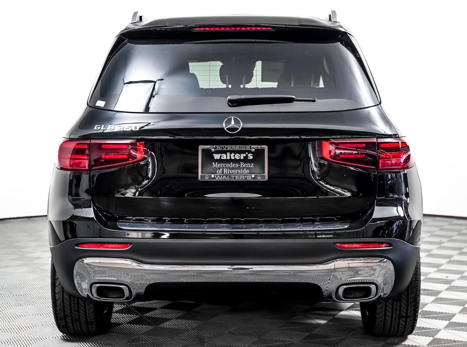New 2026 Night Black Mercedes-Benz GLB 250 image 7