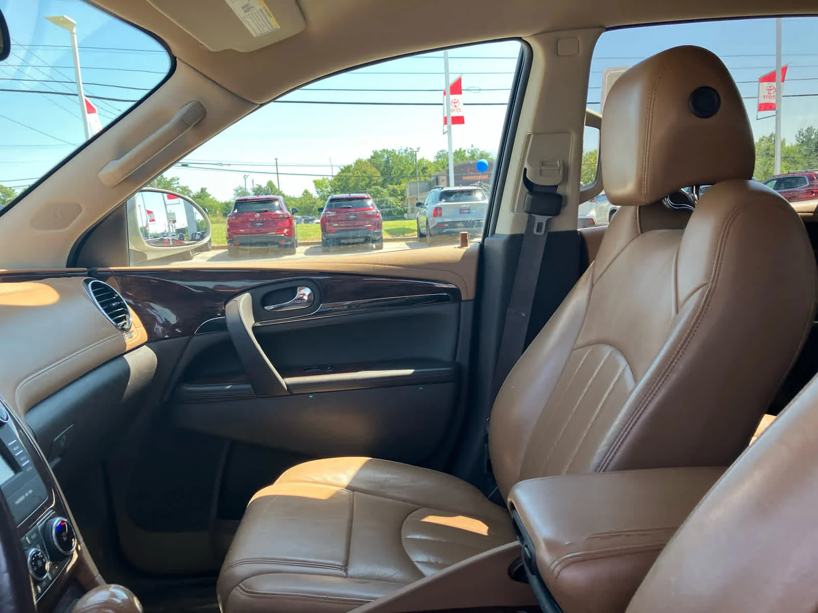 Used 2013 Champagne Silver Metallic Buick Leather image 8