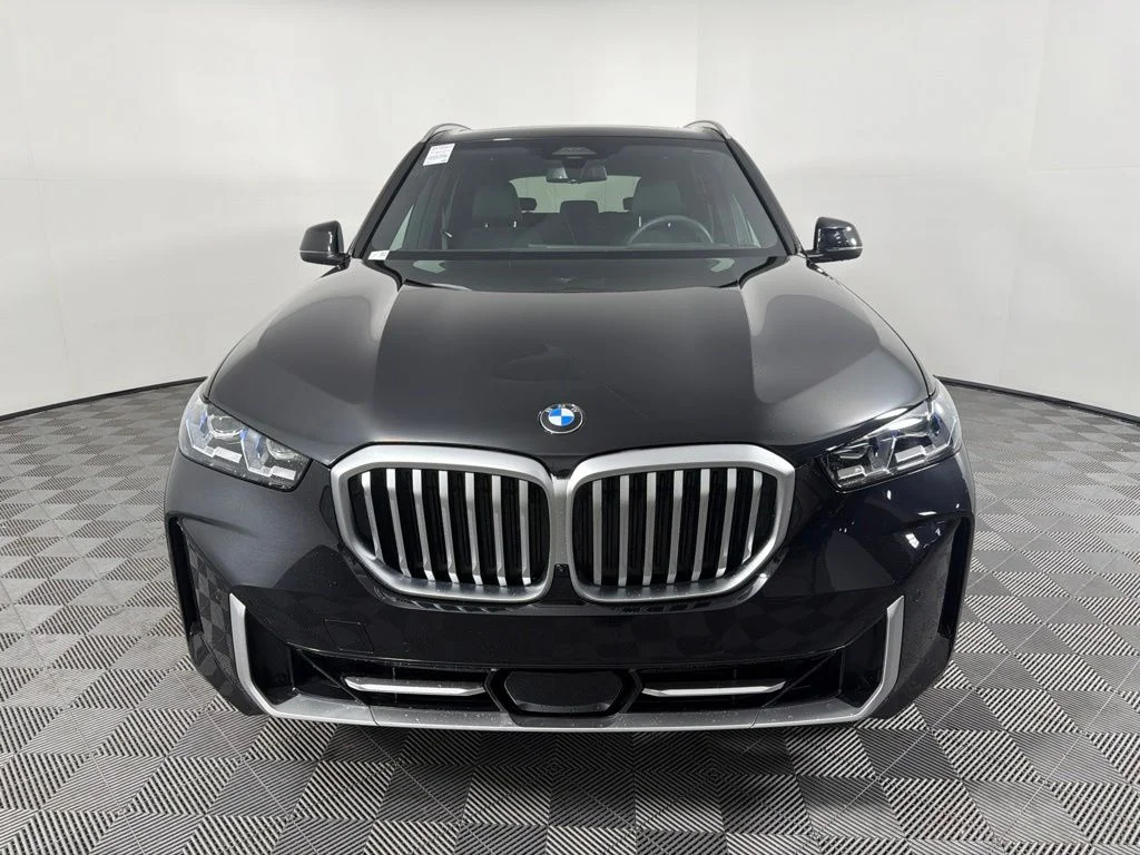 Certified Used 2024 Black Sapphire Metallic BMW xDrive40i image 2