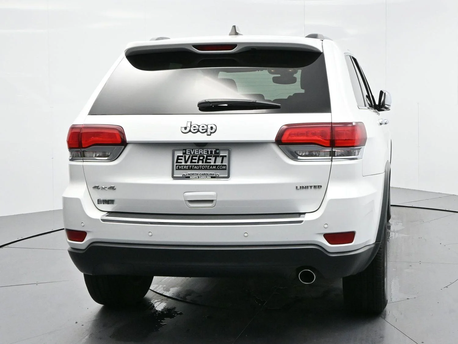 Used 2021 Bright White Clearcoat Jeep Limited image 6