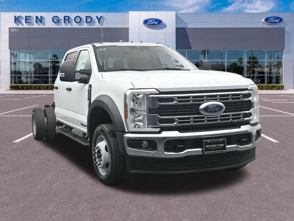 2026 Ford F-450 XL Crew Cab 179-In DRW's photo