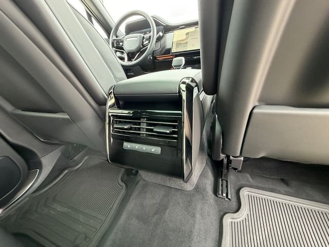 Certified Used 2026 White Land Rover Dynamic SE image 17
