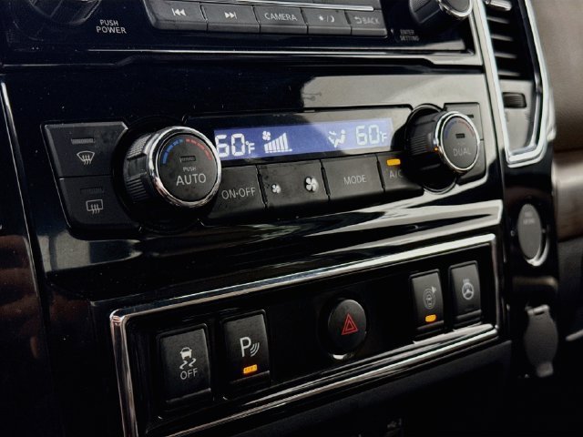 Used 2021 White Nissan Platinum Reserve image 16