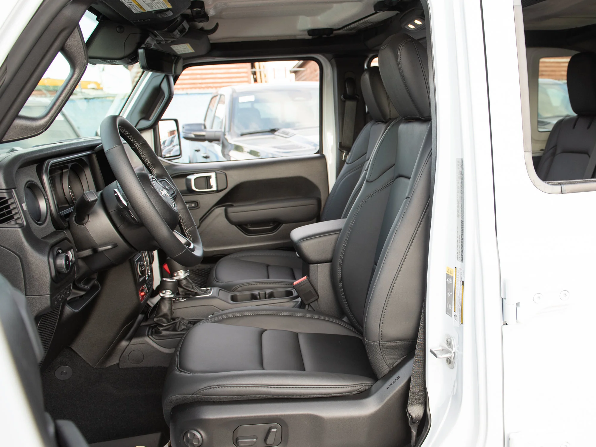 New 2026 White Jeep Willys 392* 470 HORSEPOWER, Nappa Leather, Steel Bumpers image 23