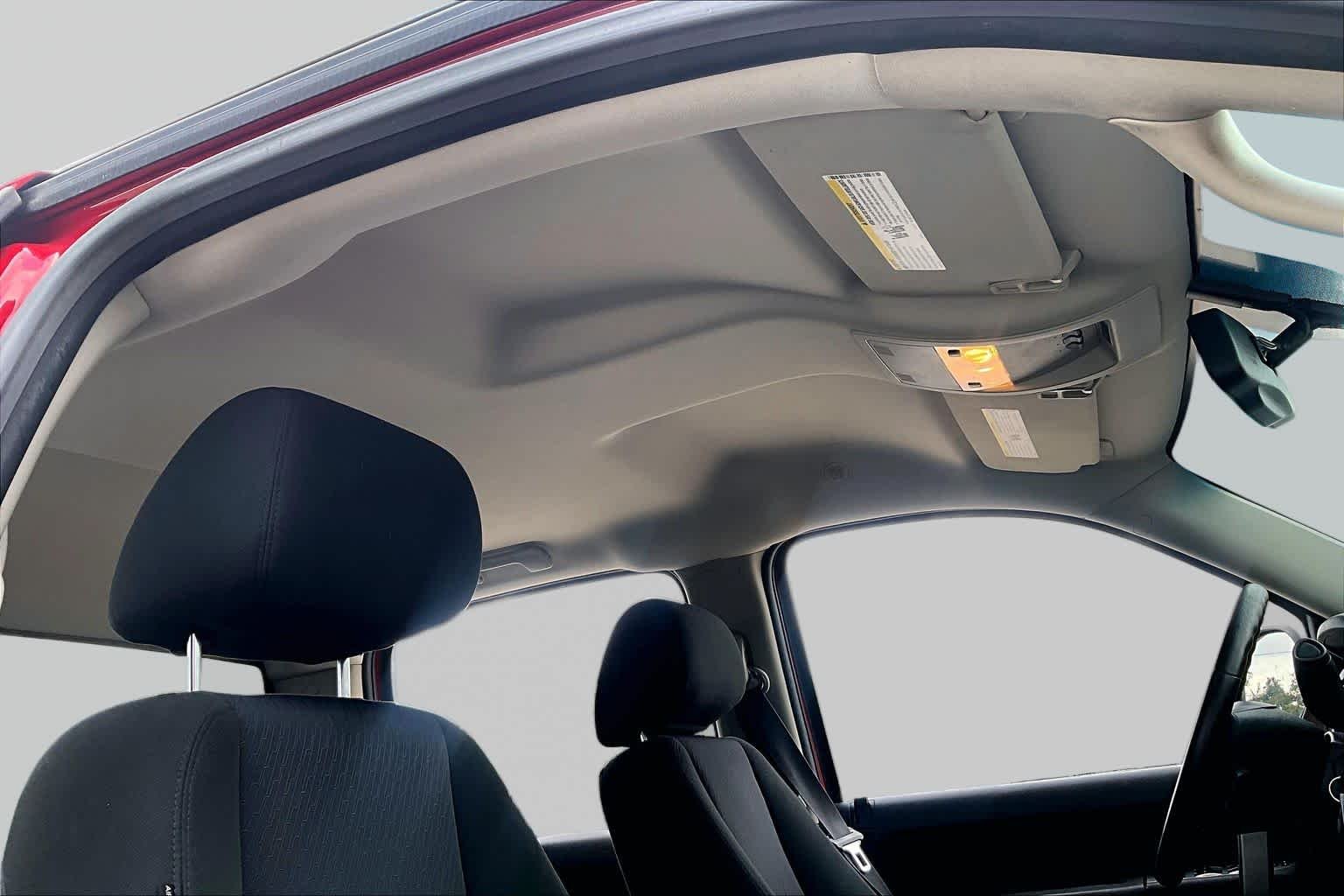 Used 2013 Fire Red GMC SLE image 13