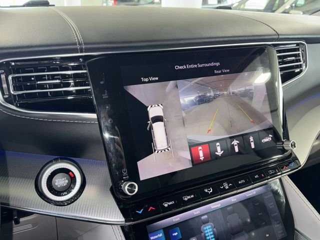 Used 2023 Bright White Clearcoat Jeep Base image 29