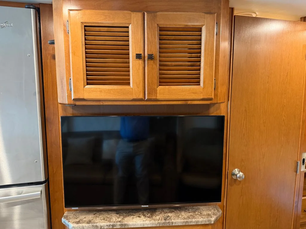 Used 2014  Tiffin  image 83