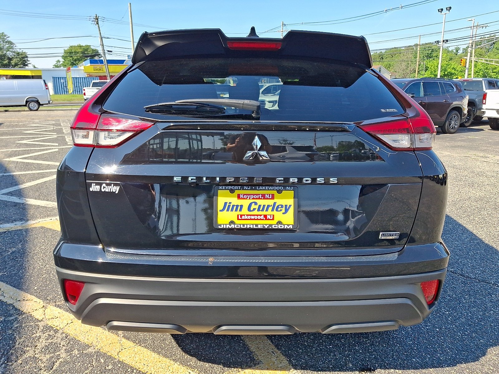 Used 2022 Labrador Black Pearl Mitsubishi LE image 9