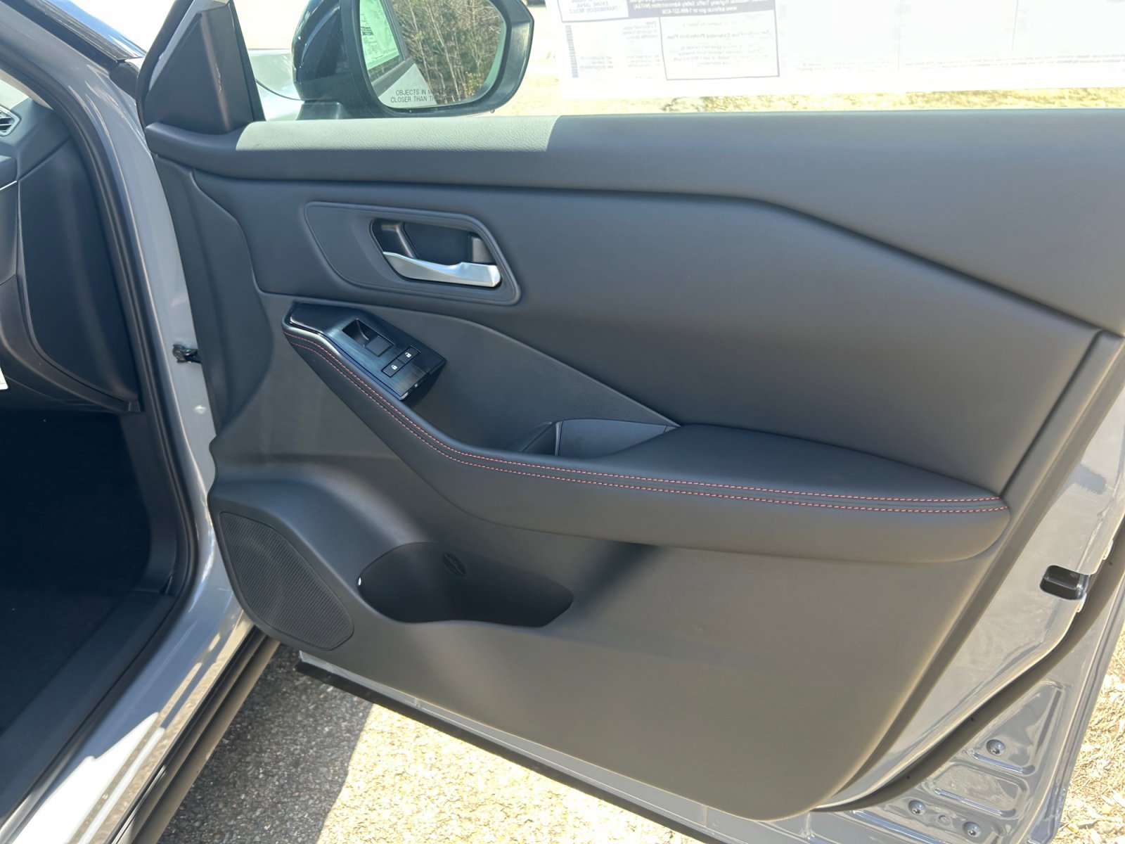 New 2026 Boulder Gray Pearl Nissan Rock Creek image 32