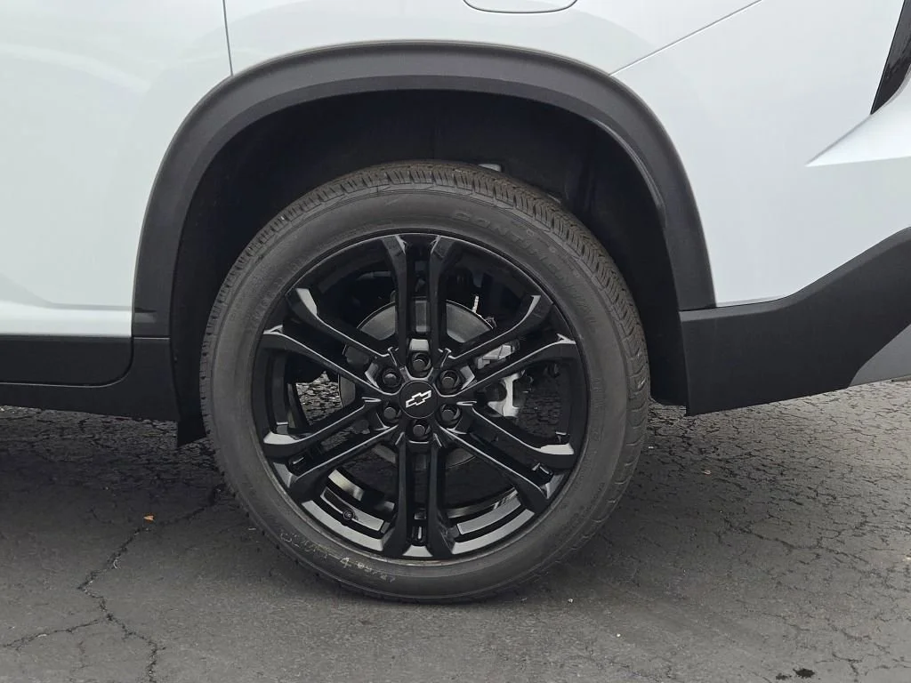 2026 Chevrolet Traverse LT - Photo 15